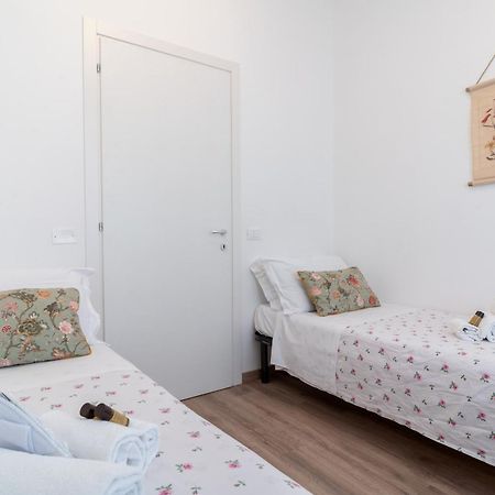 Charme In Fiera - Zona Fiera Apartment Verona Bagian luar foto