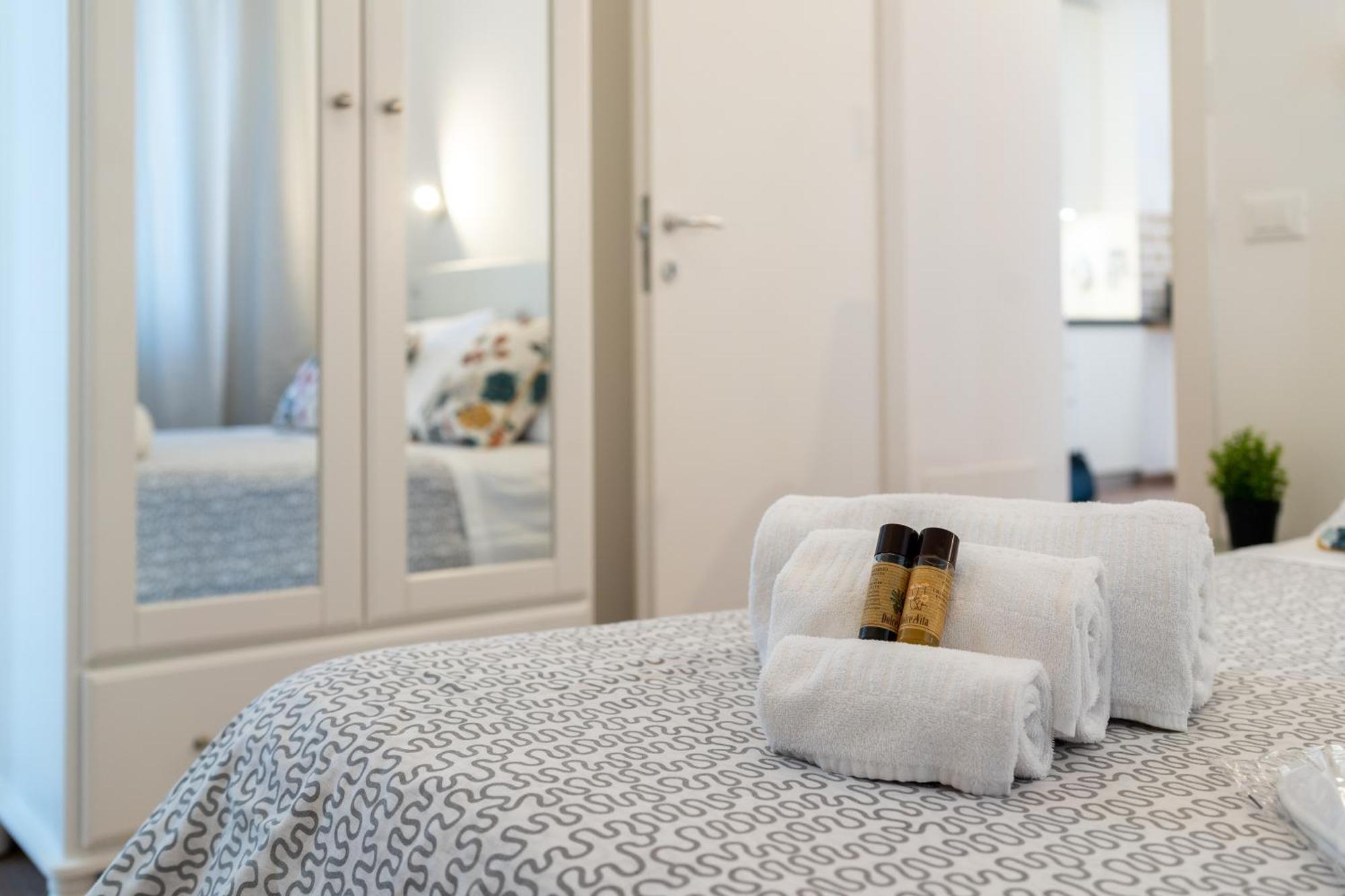 Charme In Fiera - Zona Fiera Apartment Verona Bagian luar foto
