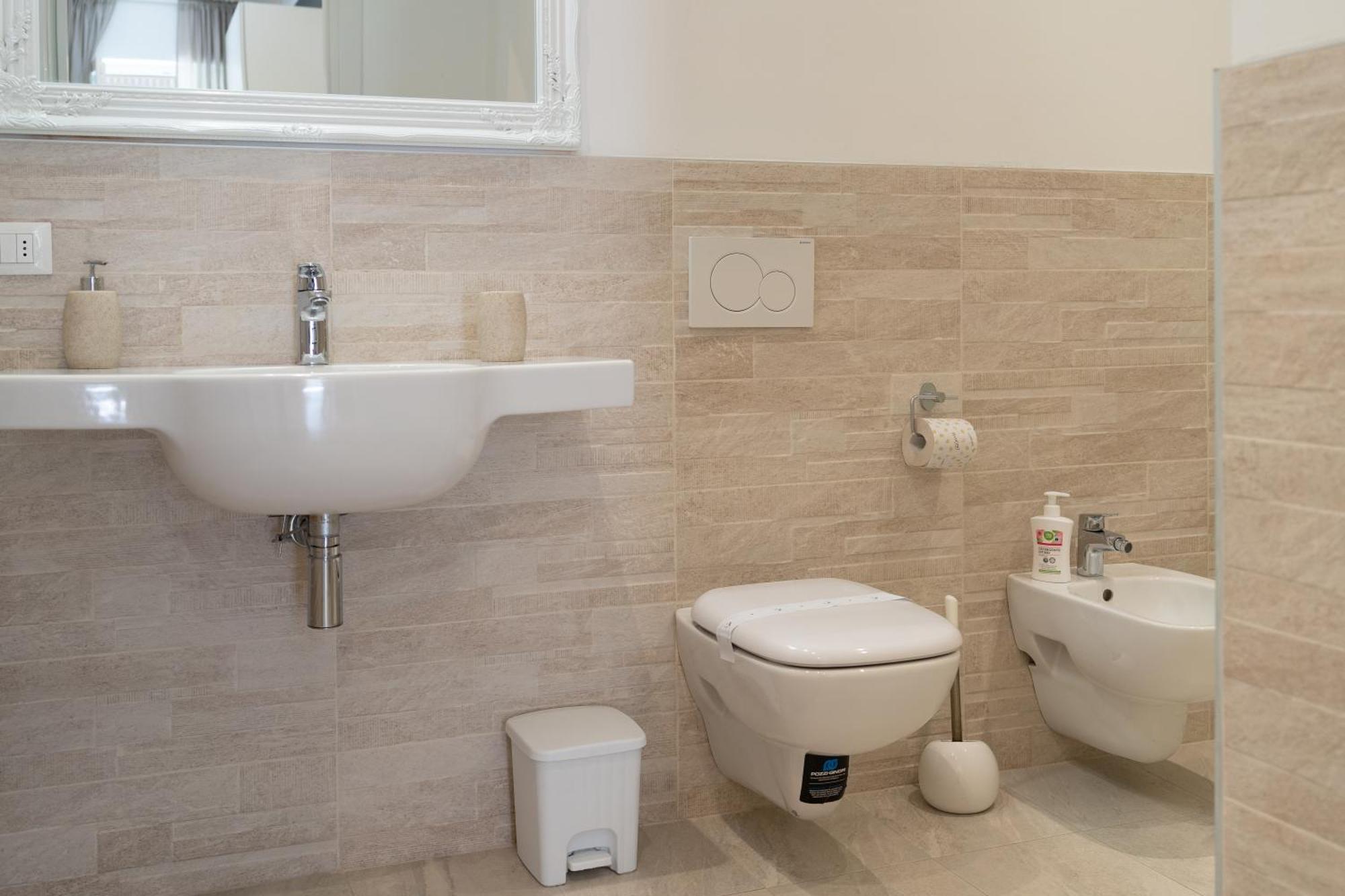 Charme In Fiera - Zona Fiera Apartment Verona Bagian luar foto